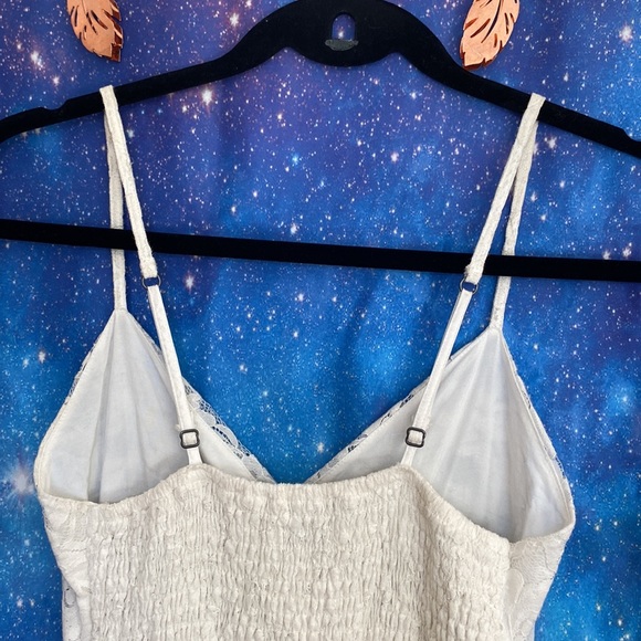 3/$65 Abercrombie And Fitch White Lace Dress size xs - Picture 6 of 11